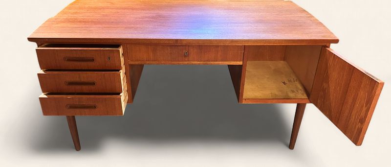 S53 - MCM Desk, executive 4 sided with front bookshelf in teak