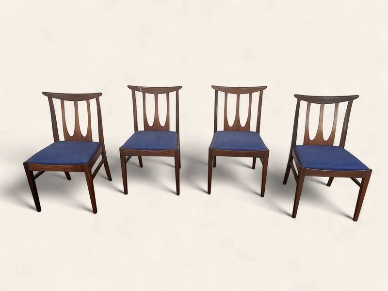 E82 - Set of 4 Brasilia dining chairs (G-Plan)
