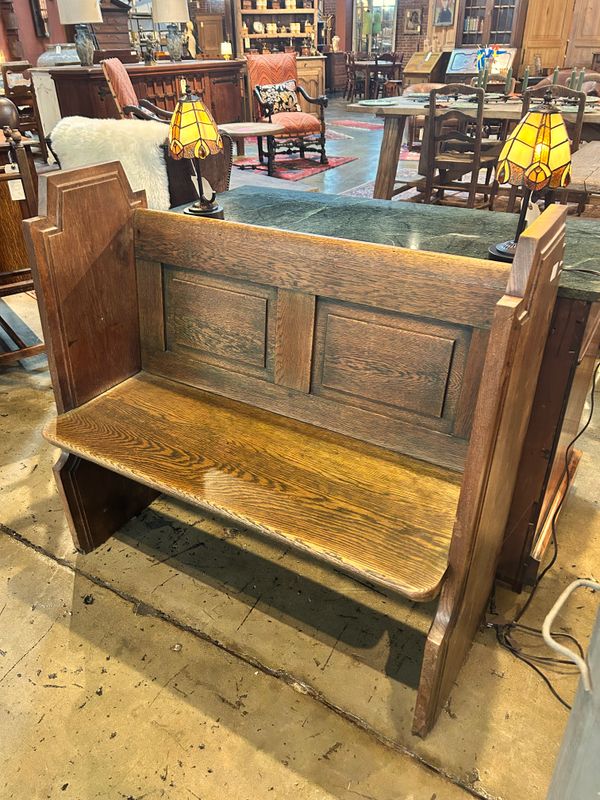 E88 - English Church Pew