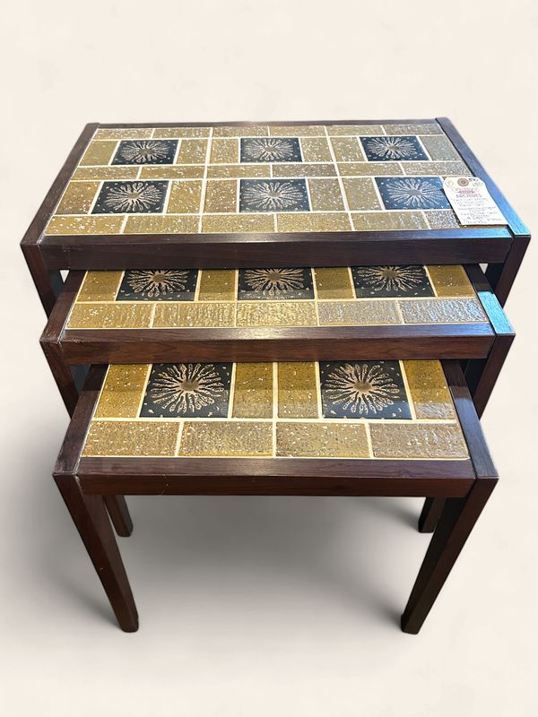 S30 - Set of (3) MCM Tiletop Nest Set Dandelionesque Motif