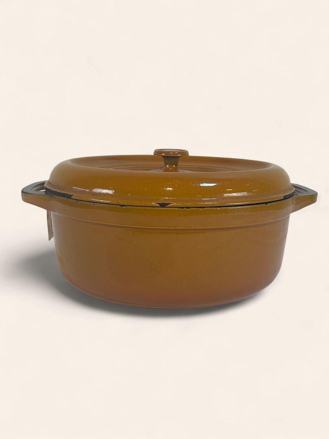 P222 - Cast Iron Enamel Casserole List