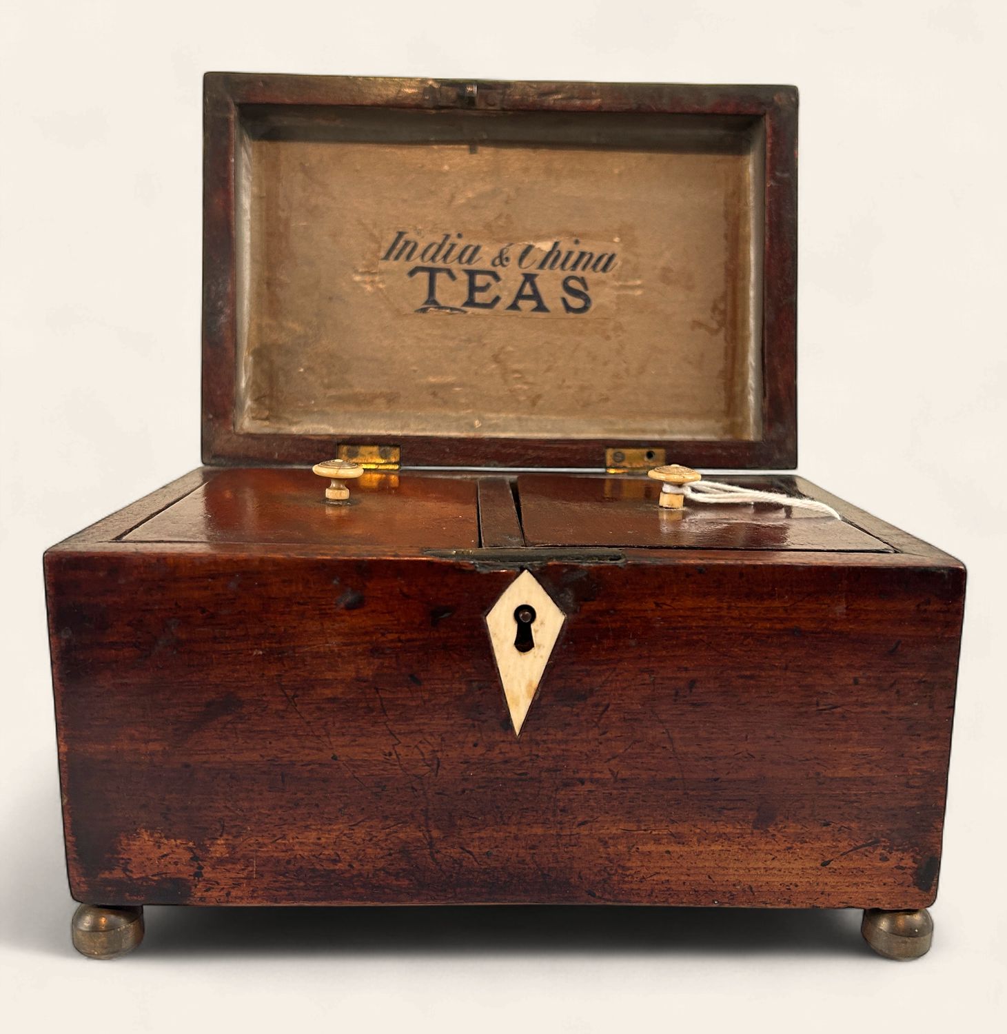 P259 - Mahogany Tea Box