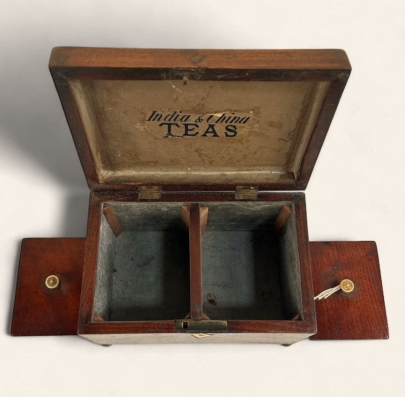 P259 - Mahogany Tea Box
