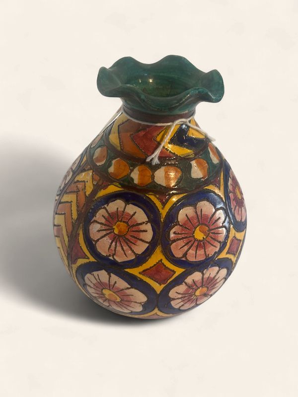 P237 - Pottery Vase