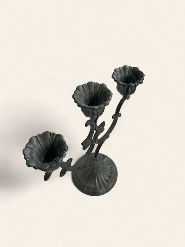 P283 - Metal 3 Candle Holder