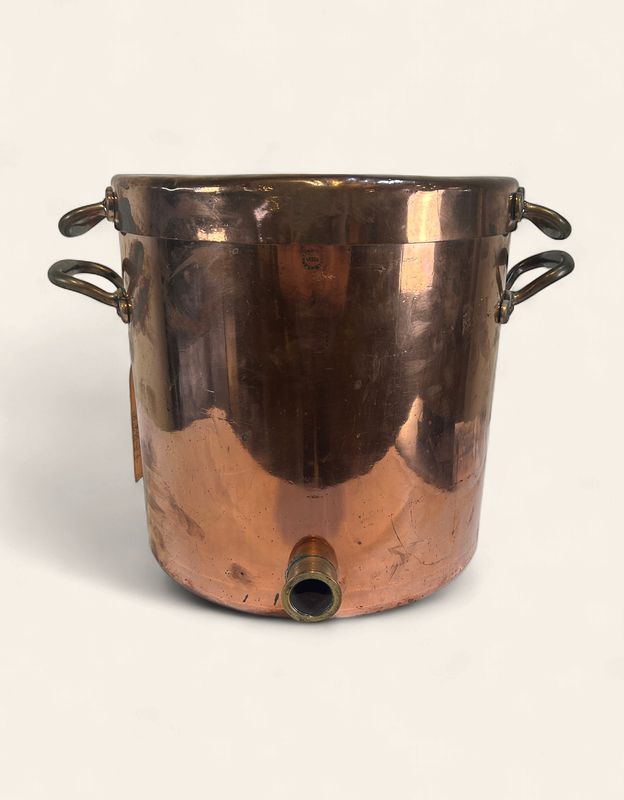 P392 - Beautiful English Stock Pot with lid, brass handles, and spout from the 1800s