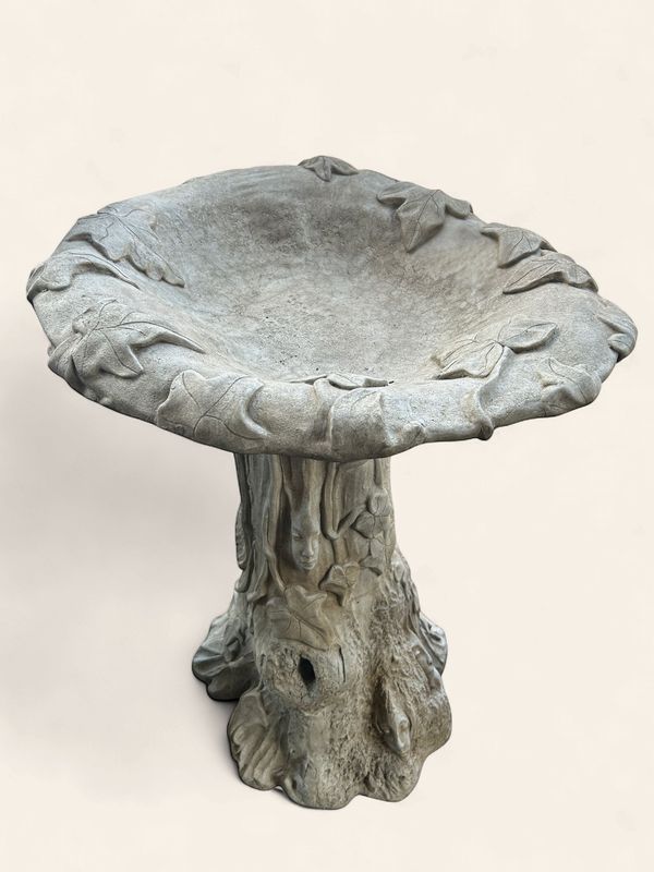 K19 - Christine Sibley Birdbath