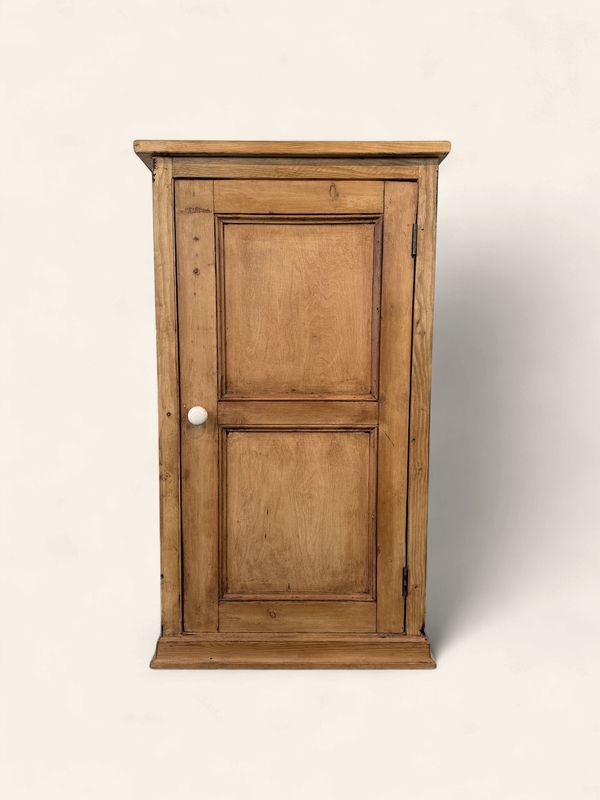 E145 - Adorable & Functional Vintage English Pine Single Door Cupboard
