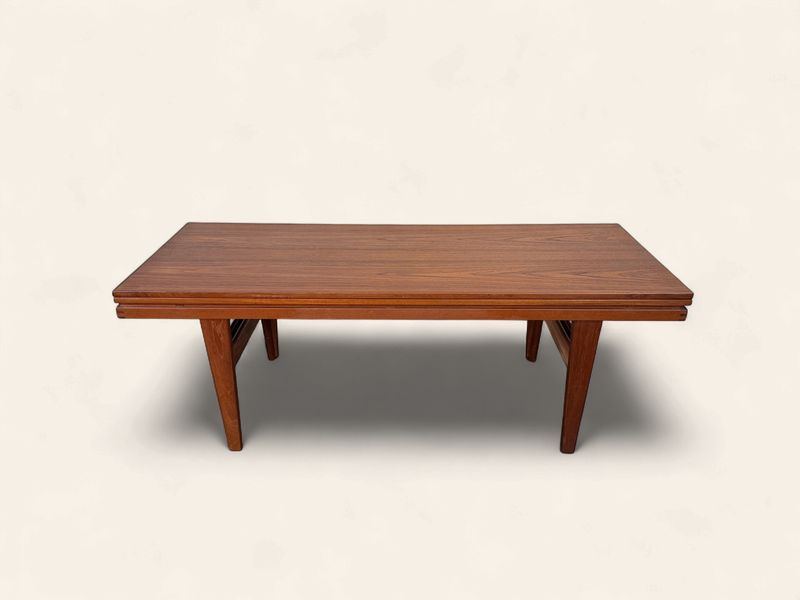 S66 - Wonderful 1970s Danish teak adjustable coffee/dining table (goes up and down!) with pull out leaves