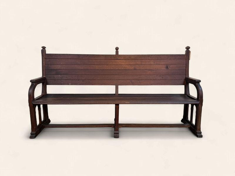 A151 - European Oak Train Bench