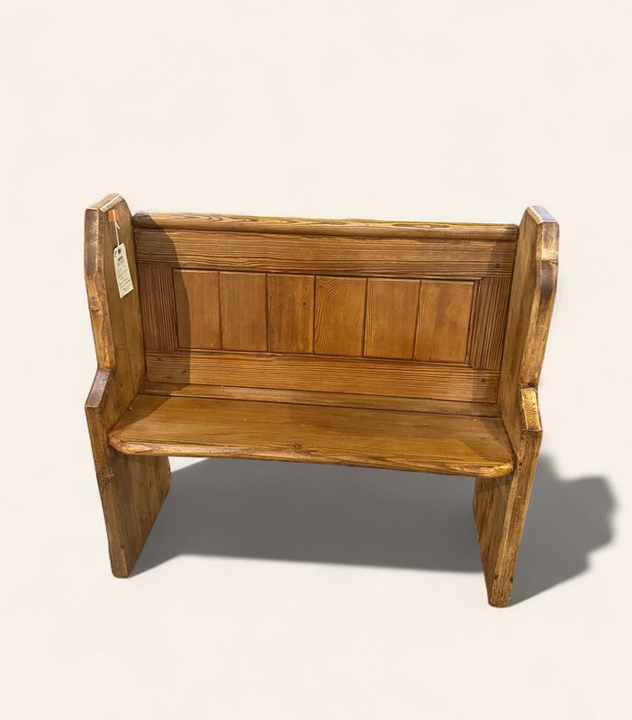 E36 - English Pine Antique Church Pew
