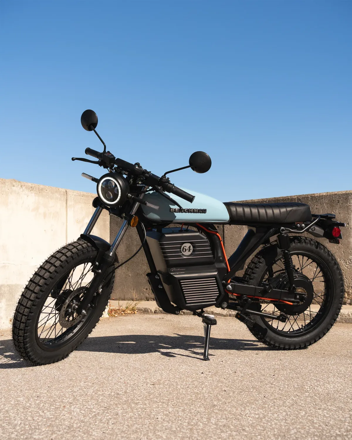 Beachman '64 E-Bike Blue/Brown 50AH/3.6Kwh