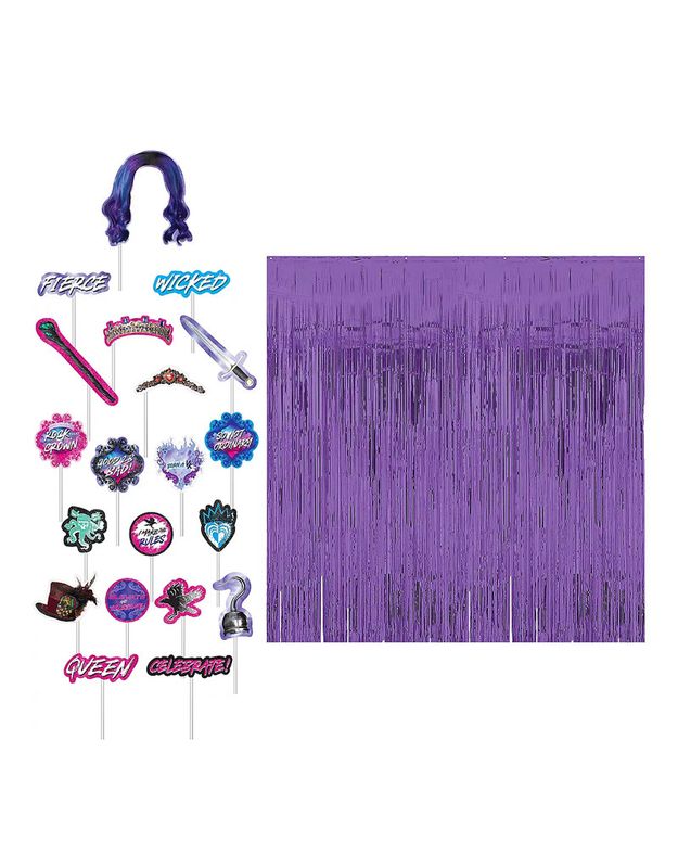 BACKDROP W/PROPS DESCENDANTS 3