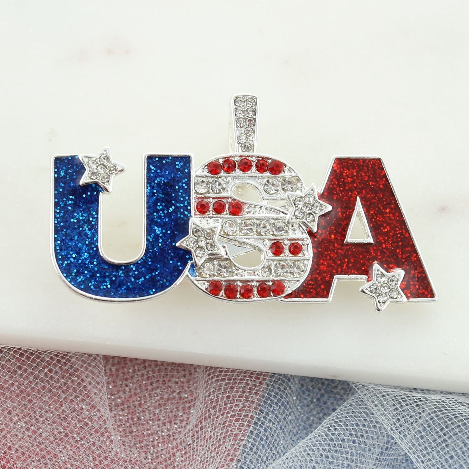 USA  PIN/PENDANT