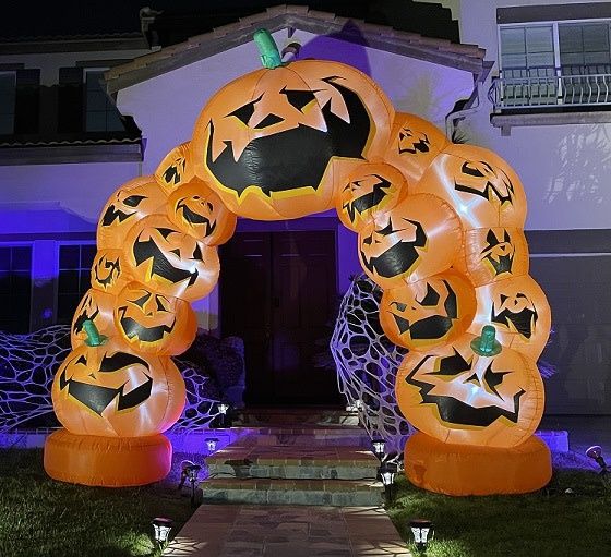 PUMPKIN KING ARCHWAY