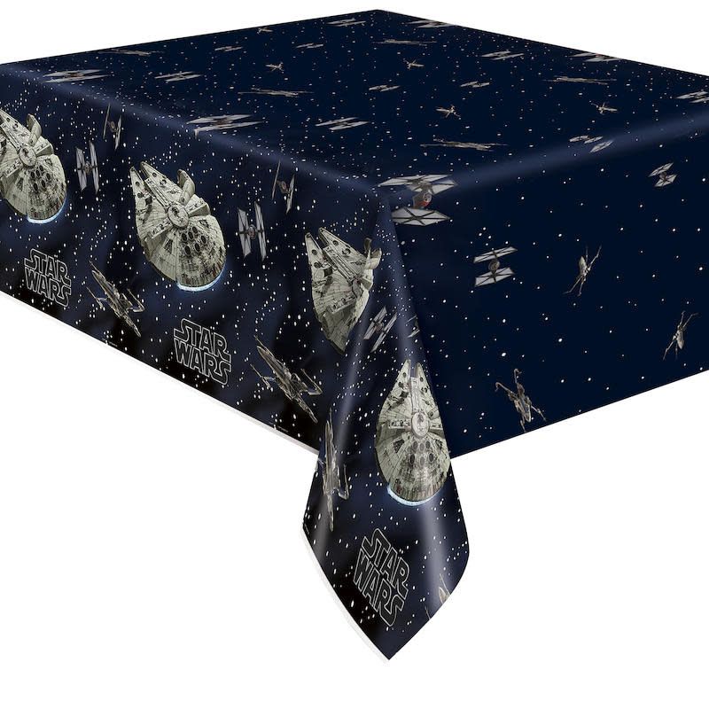 54inX84in TABLE COVER STAR WARS CLASSIC