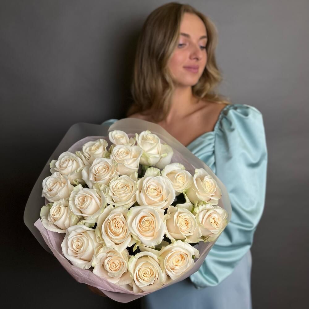 Buchet 25 Trandafiri Albi