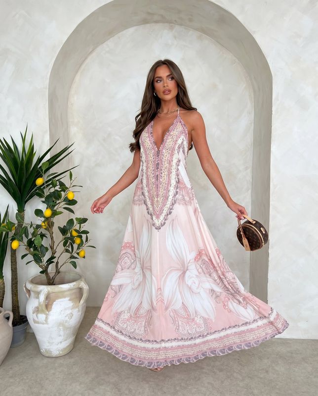 Luksusowa Sukienka Maxi Halter w Wzór Różowy Kwiat – Sukienka Plażowa Premium
