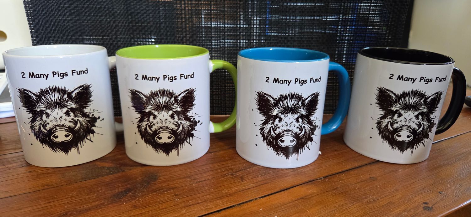 2 Many pigs Fund Ltd Mugs