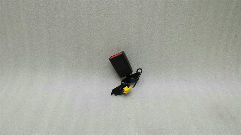 Mercedes C Class W204 Belt Buckle A2048600969 Left Belt Buckle