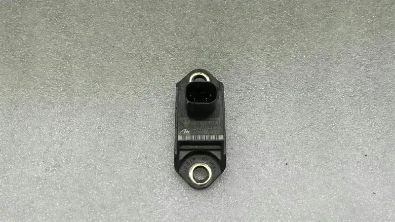 Porsche 911 997 Crash Sensor 99760611101 Impact Sensor