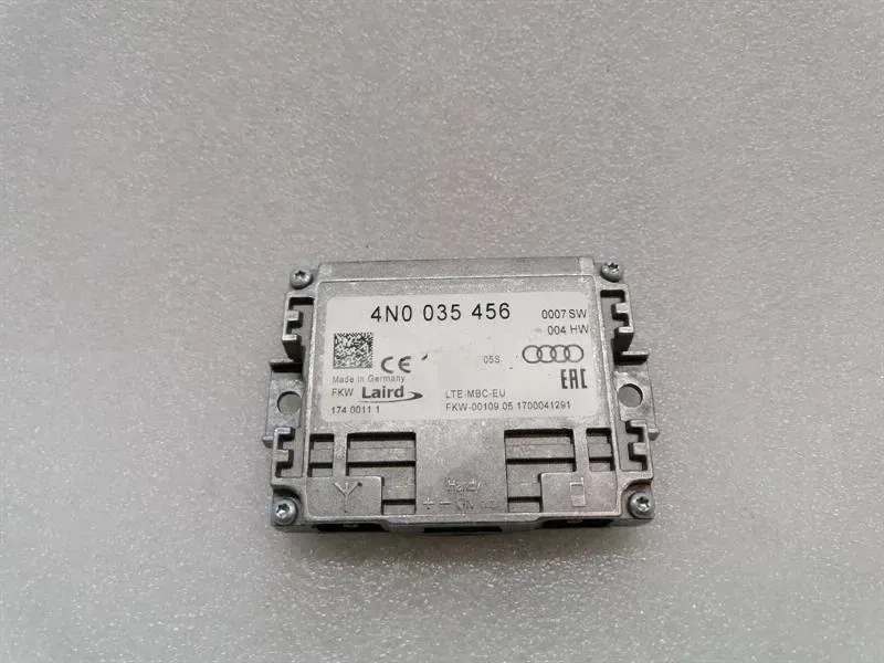 Porsche Cayman 718 Antenna Amplifier 4N0035456 Control Unit Signal Amplifier