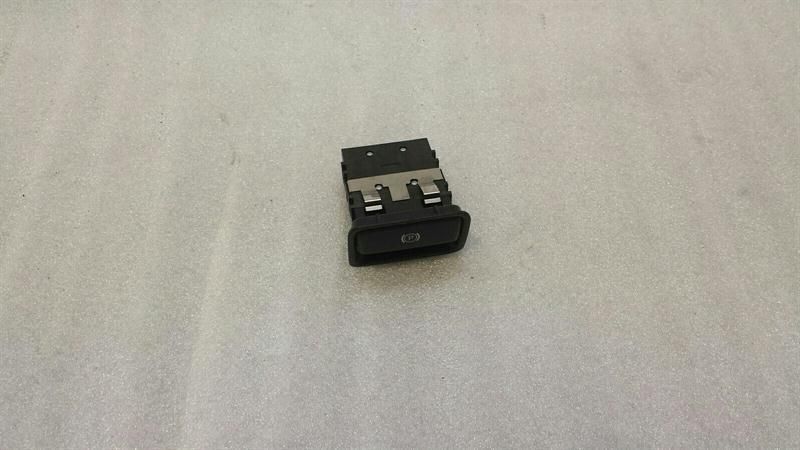 Mercedes GLS X166 W166 Park Brake Switch A2469050451 Parking Brake Switch