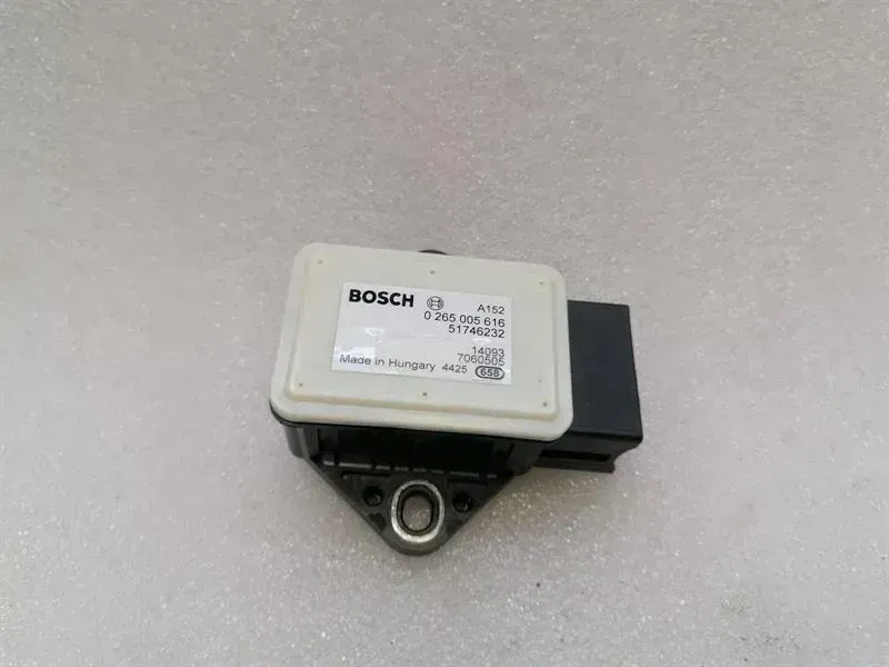 Ferrari 458 F142 Spider Sensor 51746232 YAW RATE SENSOR ESP