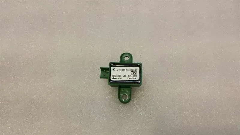 Mercedes CLS W218 Crash Sensor A1729056100 Impact Sensor