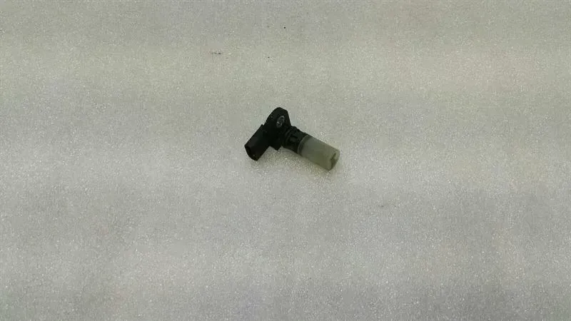 MERCEDES E53 AMG W238 CRANKSHAFT POSITION SENSOR A2569050100 CRANKSHAFT SENSOR