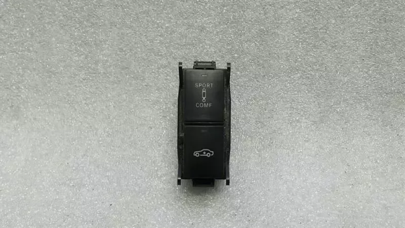 Mercedes CLS W218 Suspension Switch A2128207310 Switch Air Suspension W212