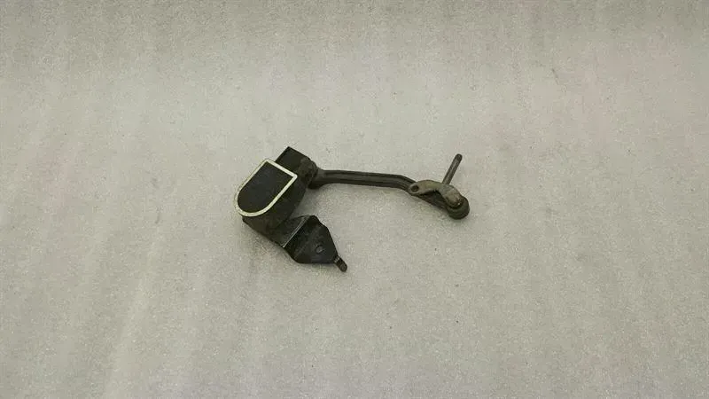 Mercedes GLS X166 Xenon Level Sensor A0045429918 Level Sensor.