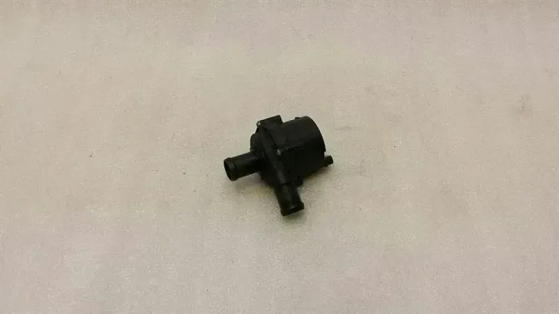 Audi A1 8X additional cooling pump 5Q0965567 coolant pump pump