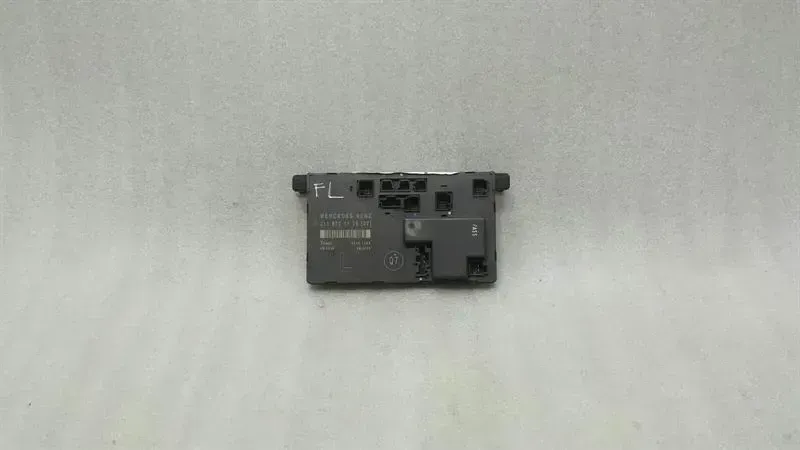 Mercedes E Class W211 FLH Door Module A2118701126 Door Control Unit Front Left