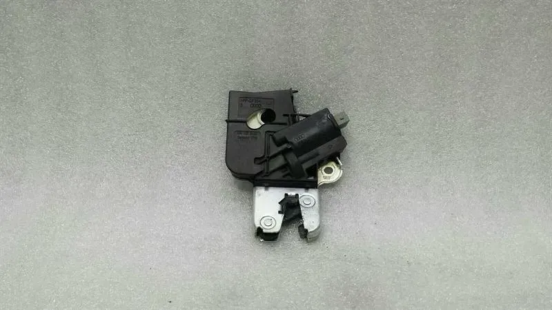 Audi RS4 8E B7 A4 S4 A5 S5 RS5 boat lock 4F5827505D tailgate lock