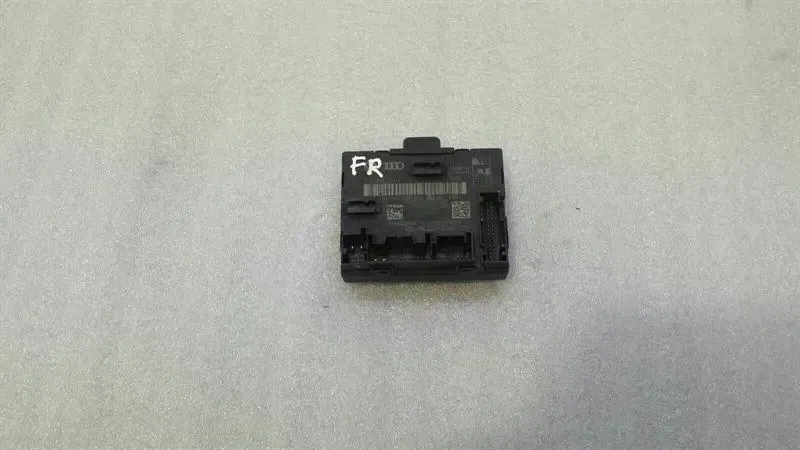 Audi A7 4G front right door module 4G8959793E door control unit front right