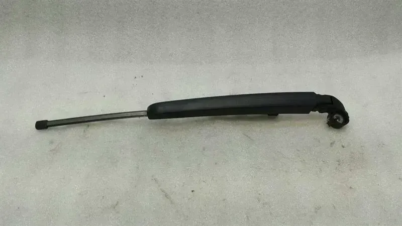 Audi S3 A3 8V rear Wiper arm 8V3955407 windshield wiper rear 3 tourer