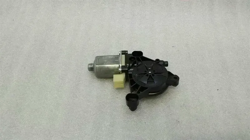 Audi S3 8V right door window motor 5Q0959801B window regulator motor right