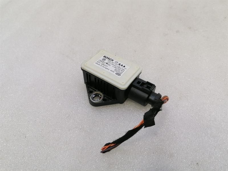 Audi A5 S5 RS5 8T Yaw Rate Sensor 8R0907637B Rotation Rate Sensor