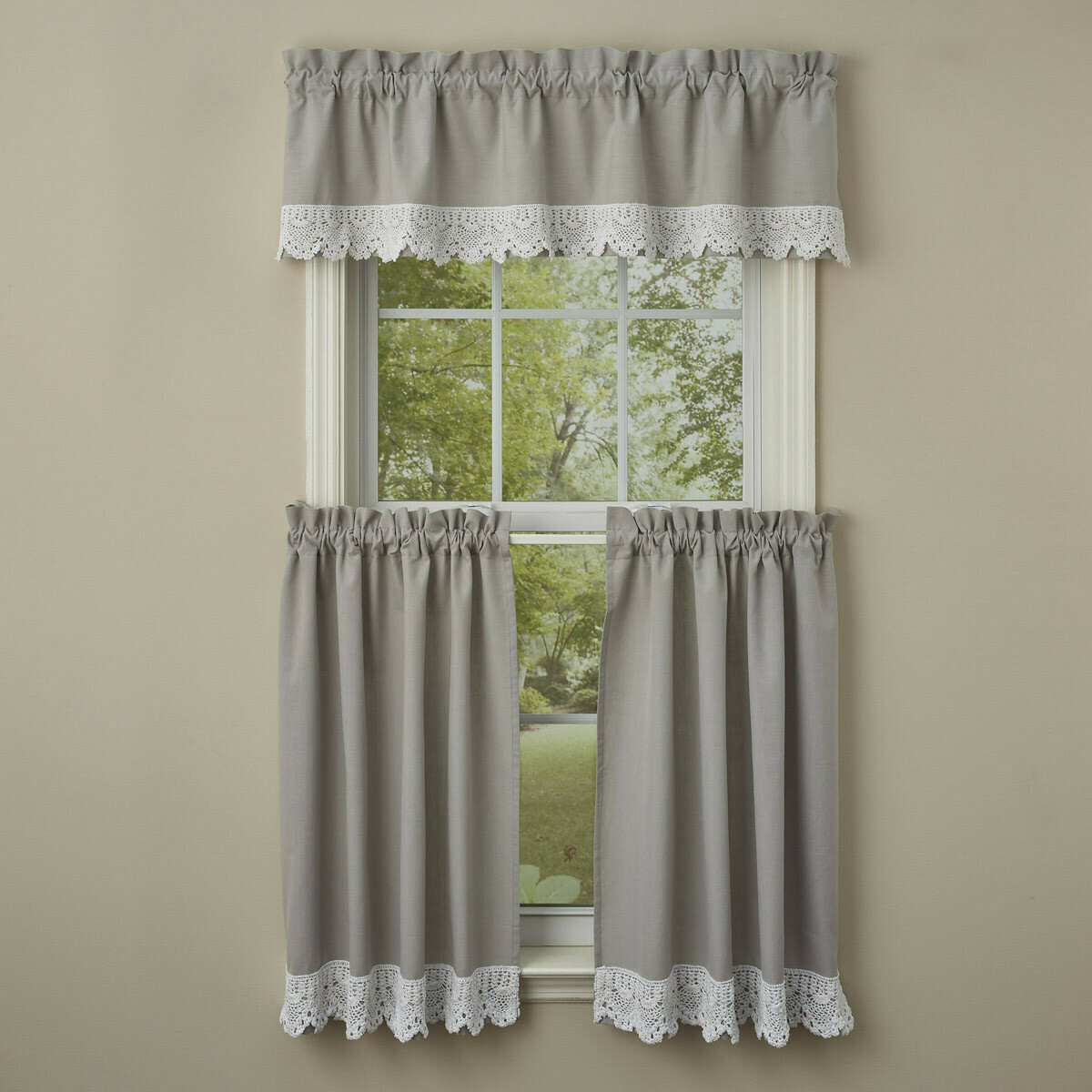 Vintage Crochet Valance