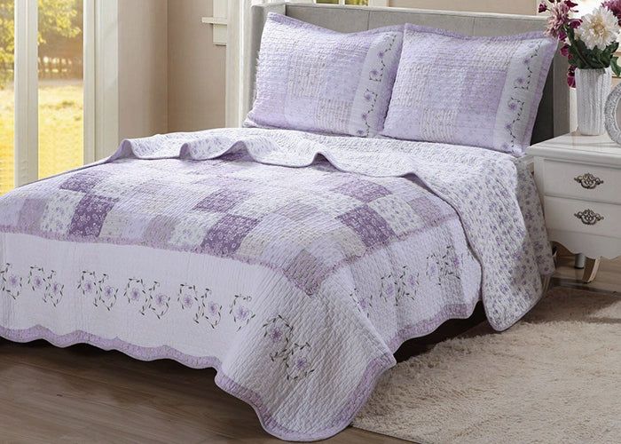 Lilac Garden - Set, Size: Queen(88&quot;x92&quot;) &amp; 2 Shams(20&quot;x26&quot;)