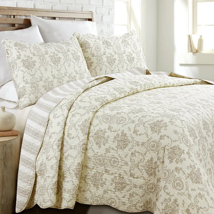 French Country Taupe - Set, Size: Queen(88&quot;x92&quot;) &amp; 2 Shams(20&quot;x26&quot;)