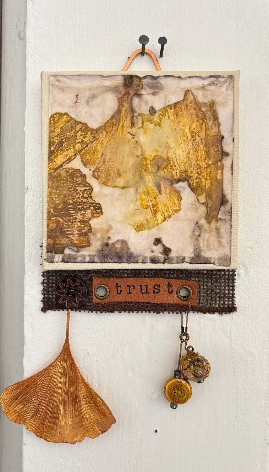 Small Ginko Leaf Wall Hanging