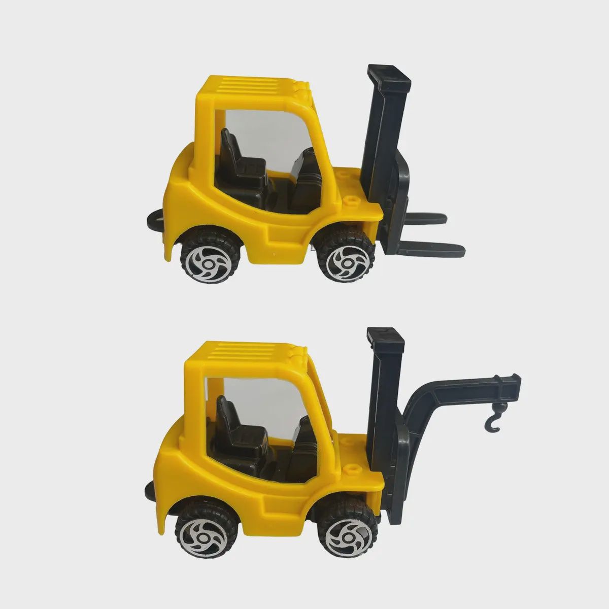 Pul Back Forklift Teuck