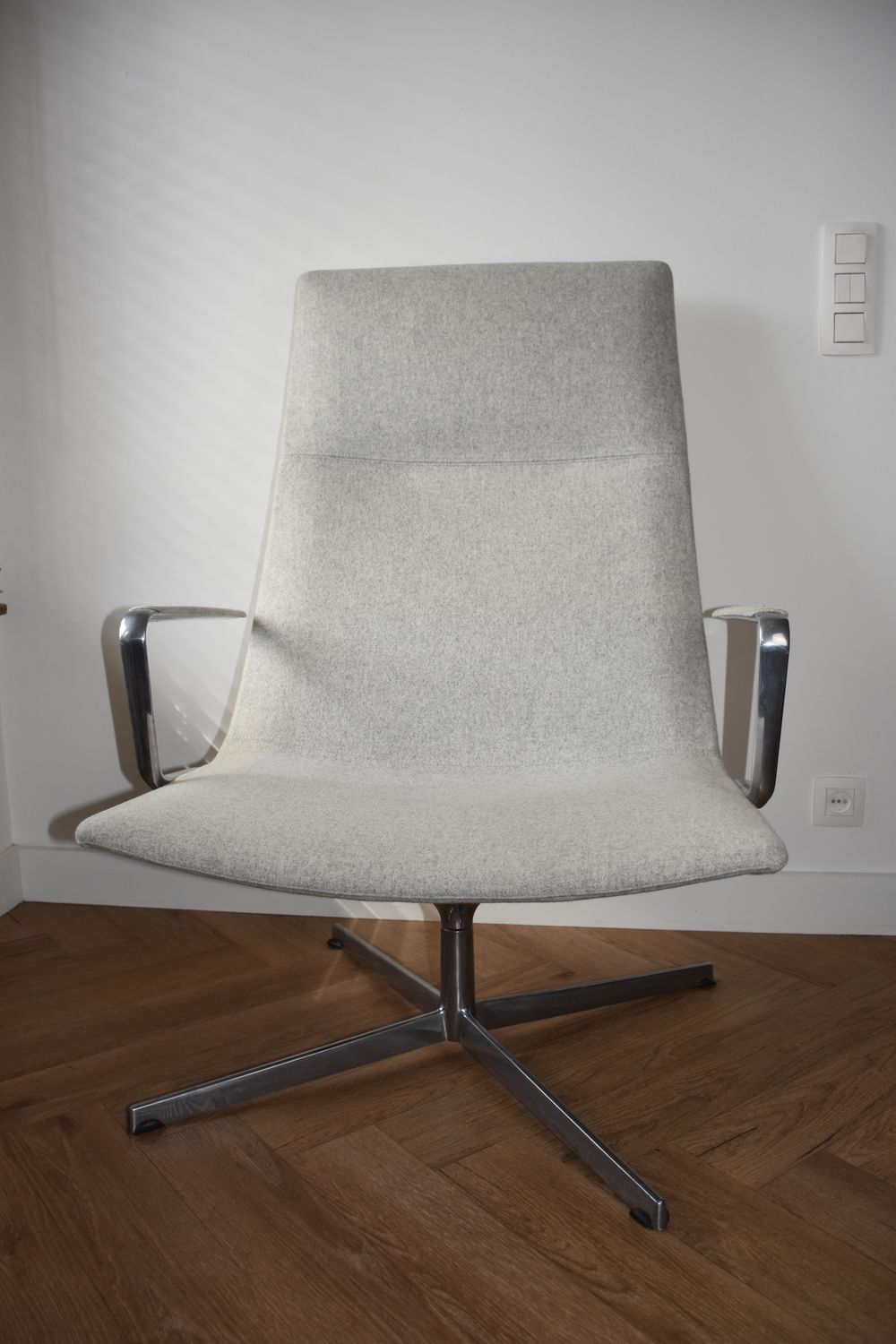 Arper Catifa 70 Lounge Stoel – Design Icoon (Draaibaar) Set