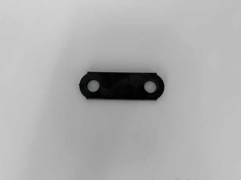 SHACKLE STRAP 2-5/8" LONG 1-1/4" WIDE 9/16" HOLES