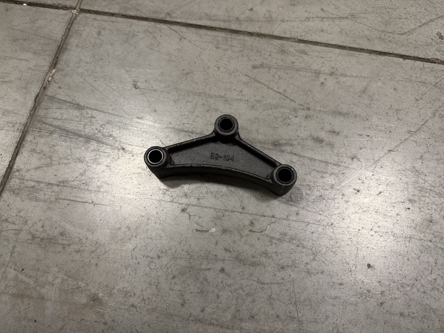 Equalizer 5 3/4", 9/16" Center Hole. Fits 1-3/4" wide, double-eye leaf springs with 9/16" spring eyes
