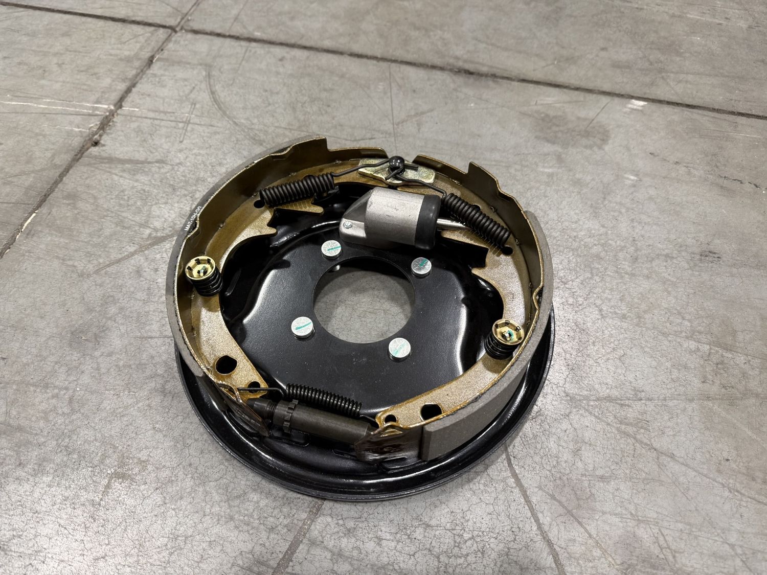 10"X2 1/4" LH HYDRAULIC BRAKE, UNI-SERVO, E-COAT, 3.5K AXLES