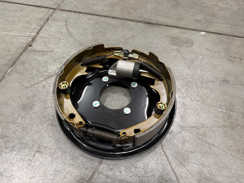 10"X2 1/4" LH HYDRAULIC BRAKE, UNI-SERVO, E-COAT, 3.5K AXLES