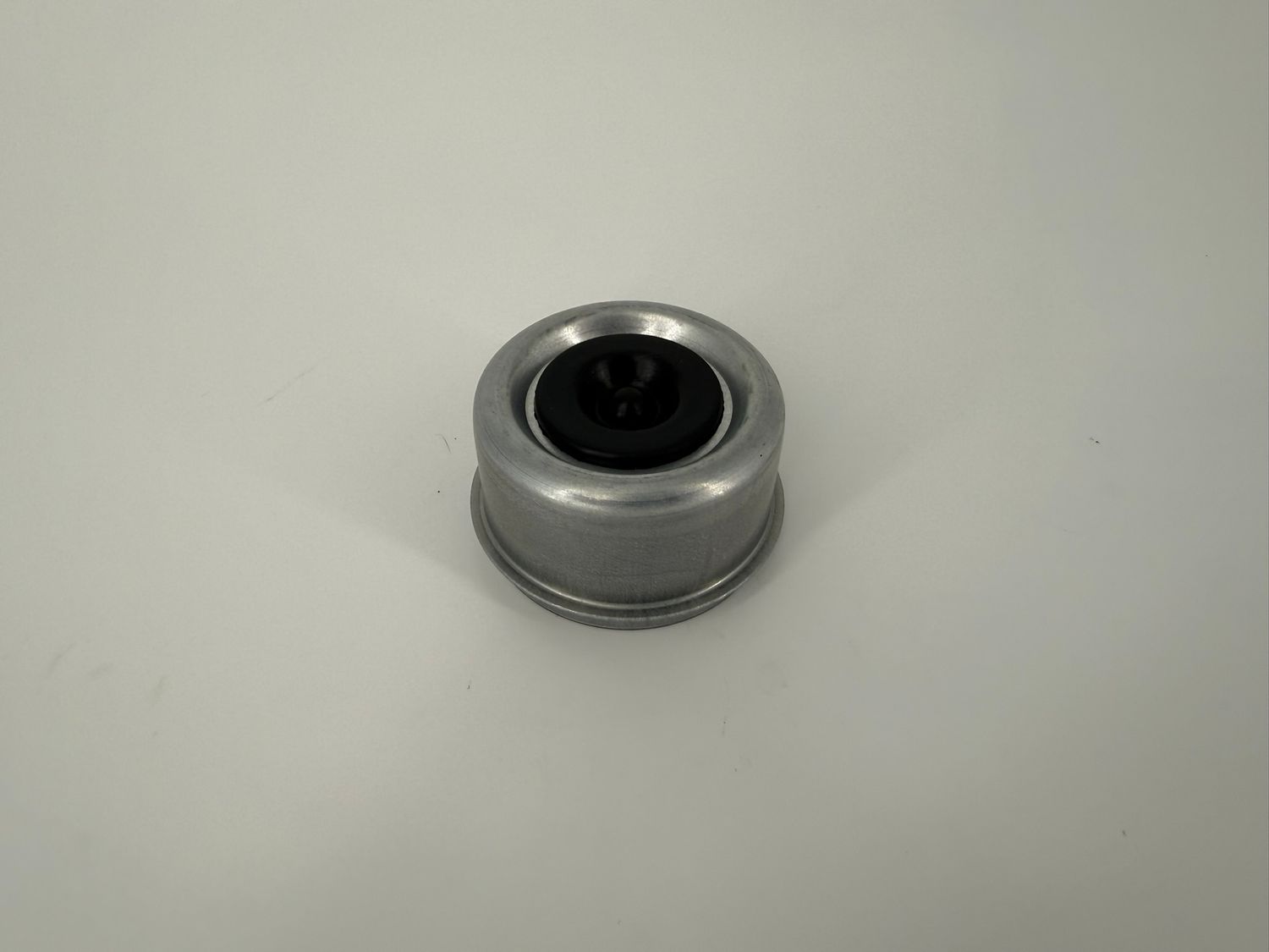 2.72" EZ-LUBE DUST CAP W/ PLUG 6-7K HUBS